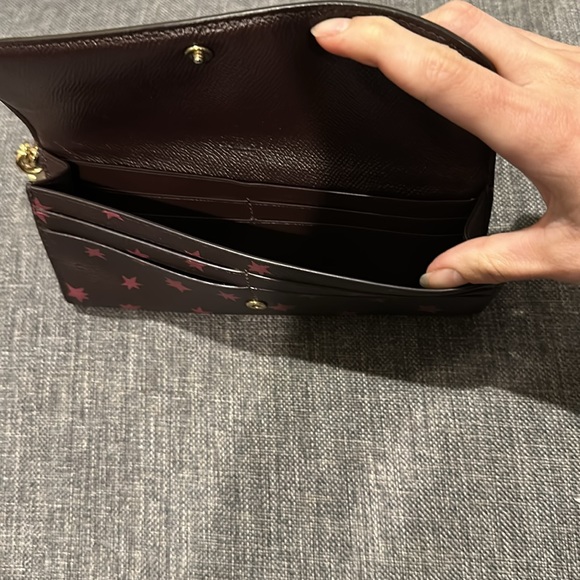 Coach Pink Star Signature Print Wallet - Picture 5 of 6